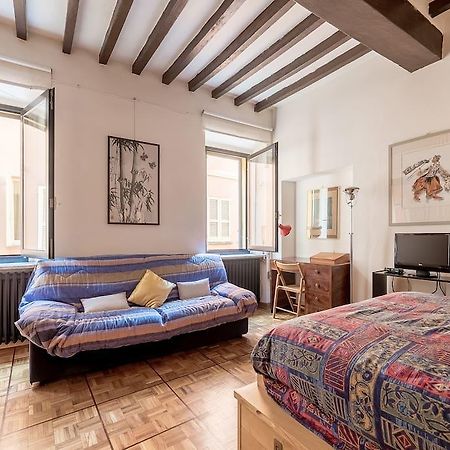 Studio Borgo Colonne Parma Exteriér fotografie